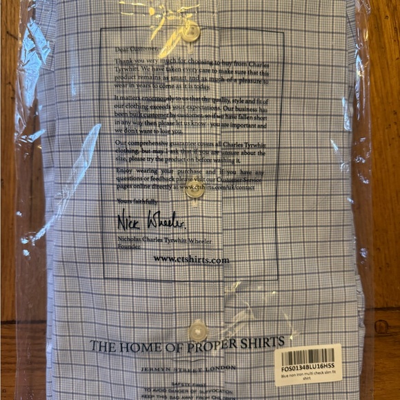 Charles Tyrwhitt Blue Dress Shirt - Picture 2 of 3